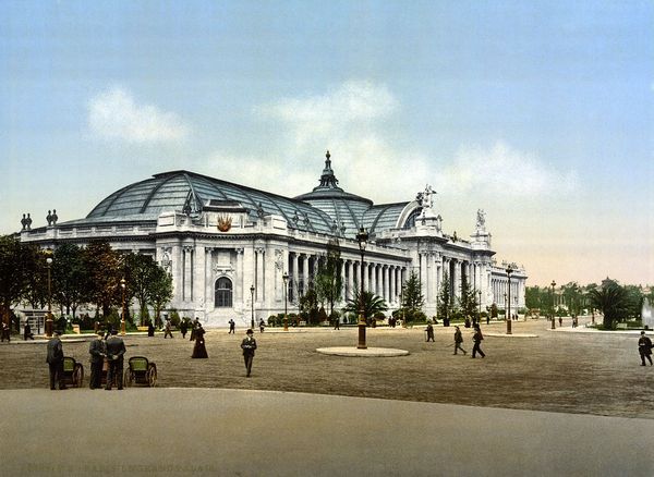 Alte Postkartenansicht der Ausstellungshalle Grand Palais in pastellfarbener Anmutung